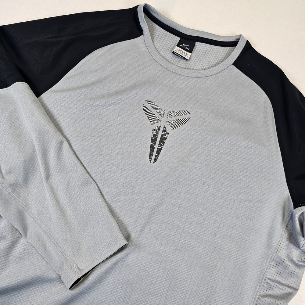 Nike Dri-FIT Kobe Bryant Mamba Logo Long Sleeve Shirt Grey Black Mens 2XL
